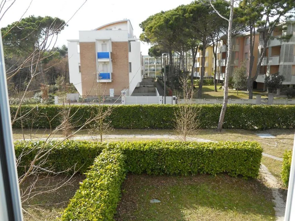 Wonderful Apartment Next To Bibione Beach Italien